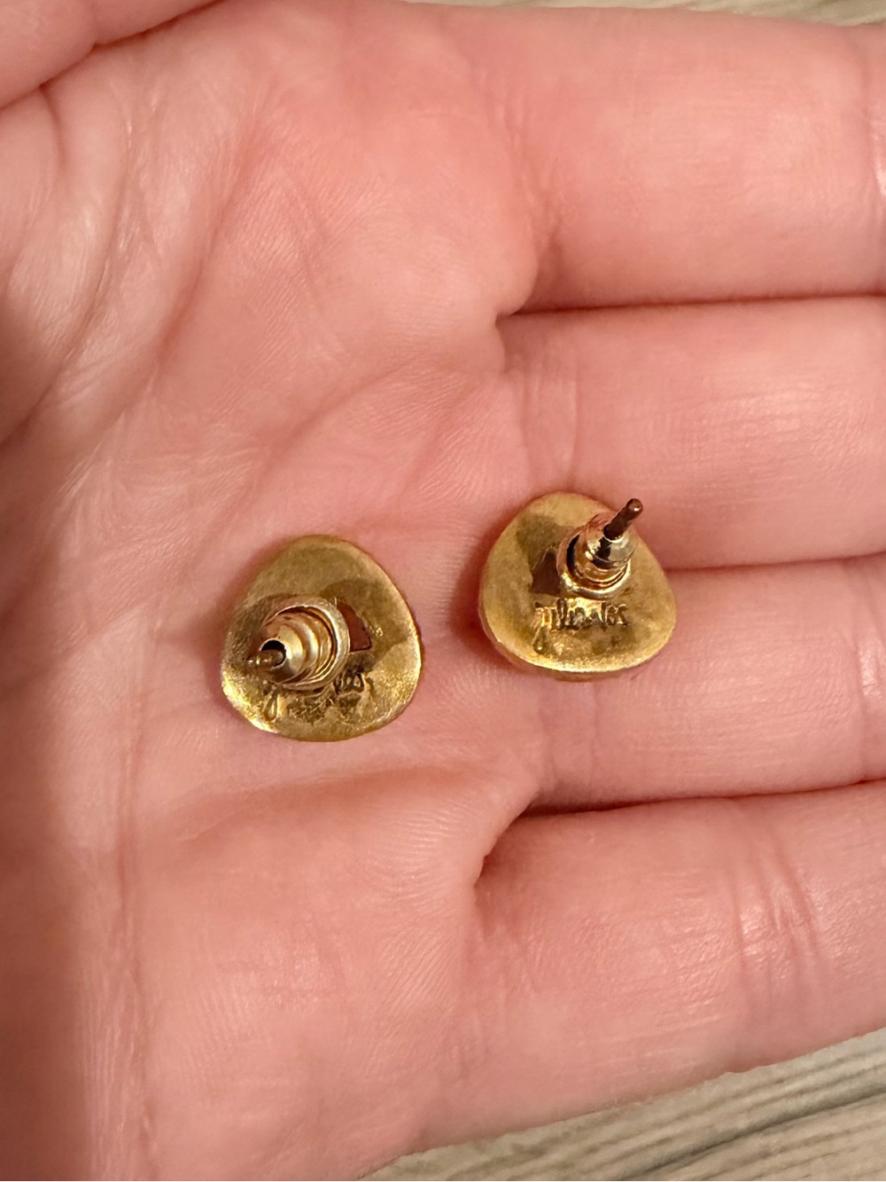 Julie Vos Stud Earrings - Picture 3 of 4